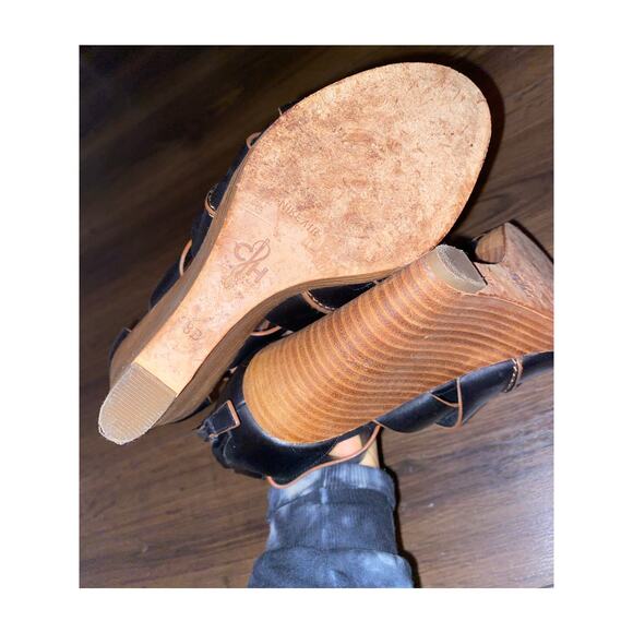 EUC Cole Haan Nike Air Kimry Black Leather Wedge Sandals Comfort Platform 8 - Picture 13 of 13